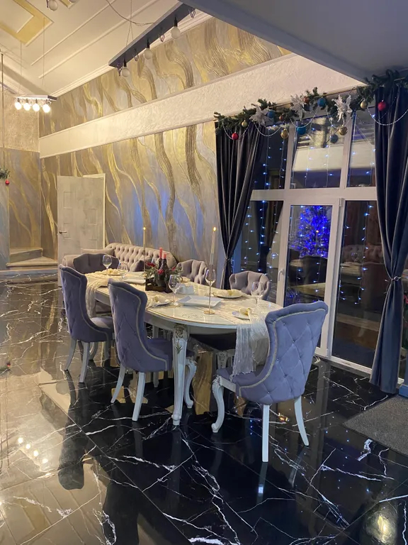 Шикарный и просторный двух этажный коттедж со вторым светом и баней