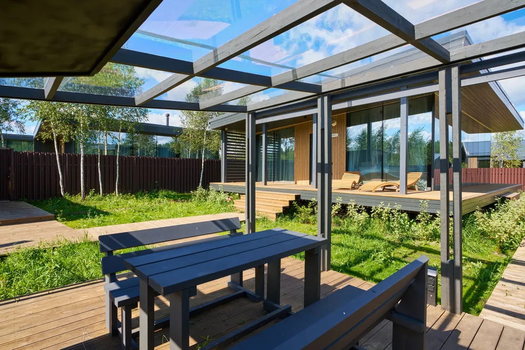 Большой панорамный дом с камином и сауной