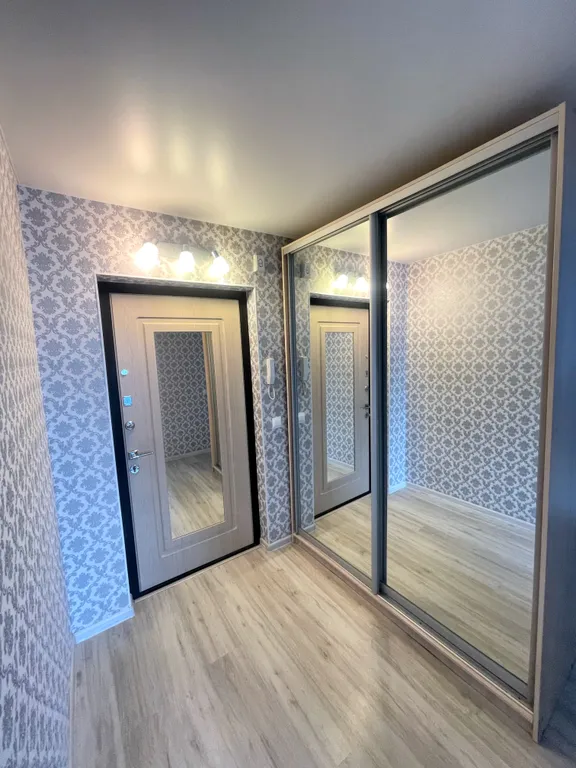 Солнечная двухкомнатная квартира