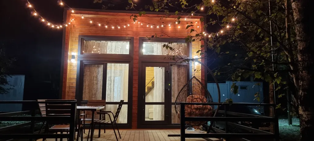 Коттедж Дом с террасой в лесу рядом с речкой — Архыз