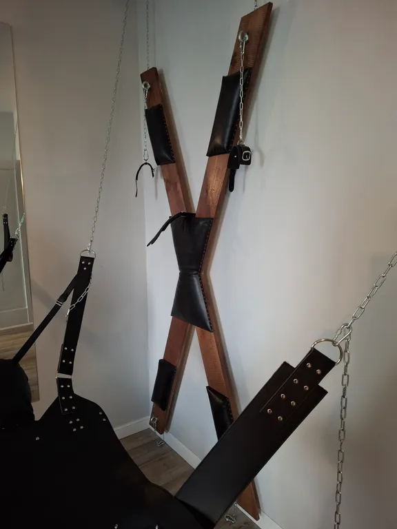 Апартаменты в стиле БДСМ GrayRoom