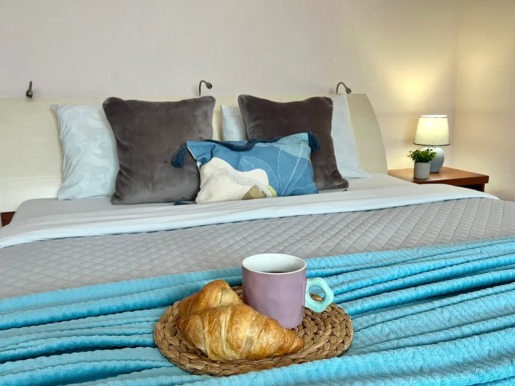 Квартира Уютная, просторная, светлая однокомнатная квартира — Красноярск