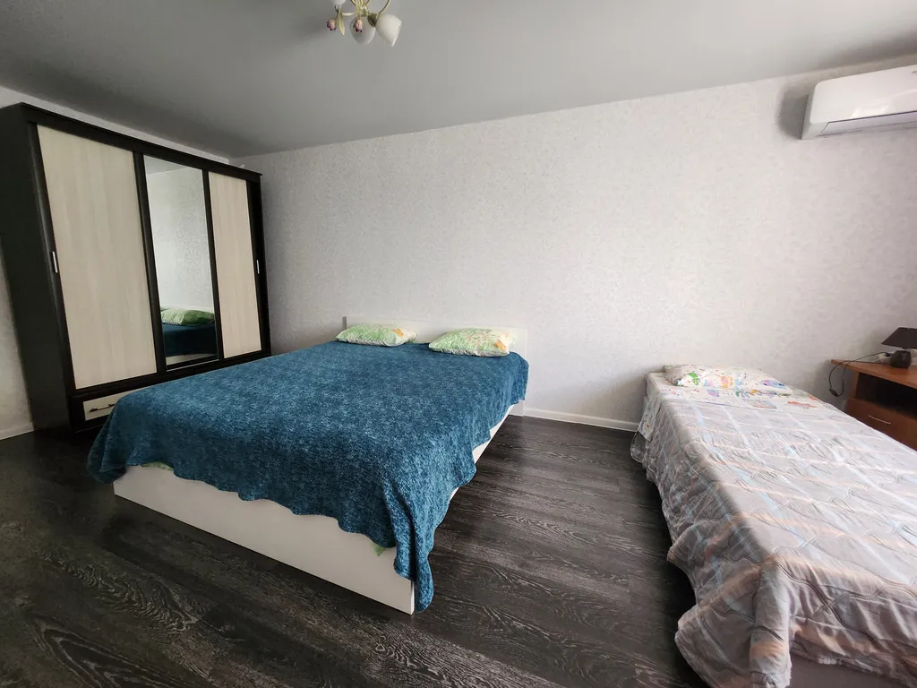 Двух комнатная квартира в лучшем районе Яблочного