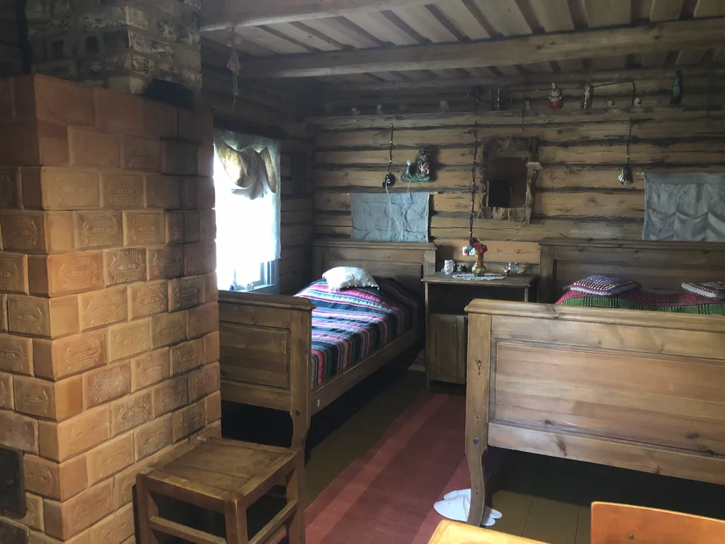 Дом у реки Лынтупка