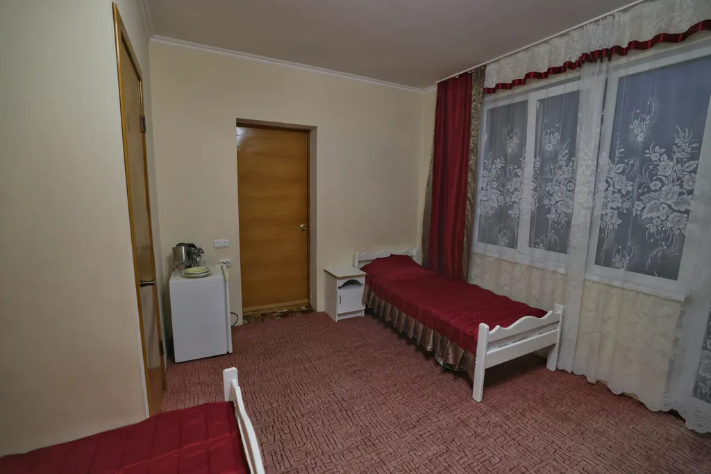 Квартира Квартира Четырехместный номер с доп. местом с балконом и видом на море — Лазаревское