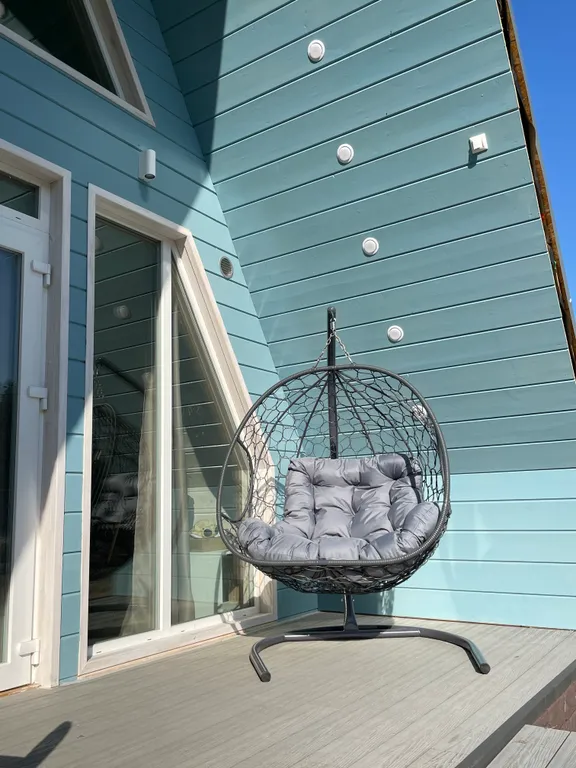 Коттедж Уютный дом аттик А-фрейм у Снетковского озера — Ларионово