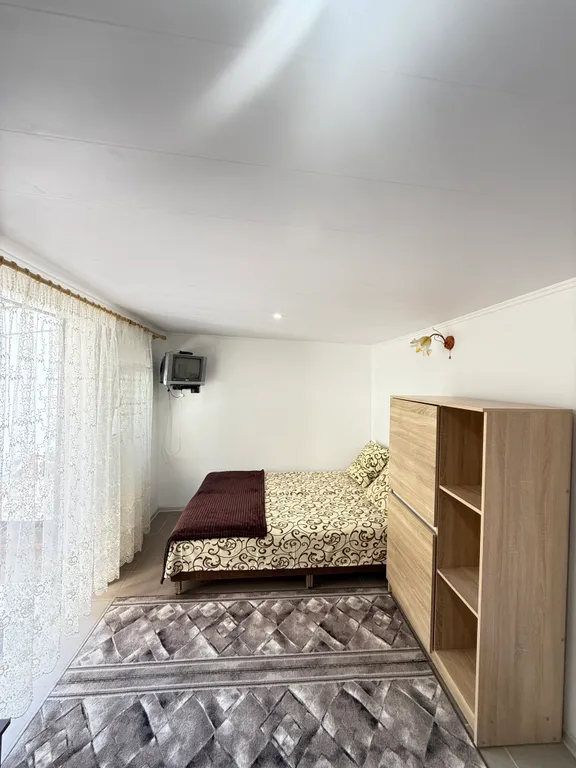 Номер в 2 минутах от моря