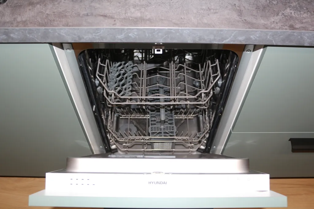 Квартира NiceAparts - стильная квартира в центре с видом на Казанский собор — Ярославль