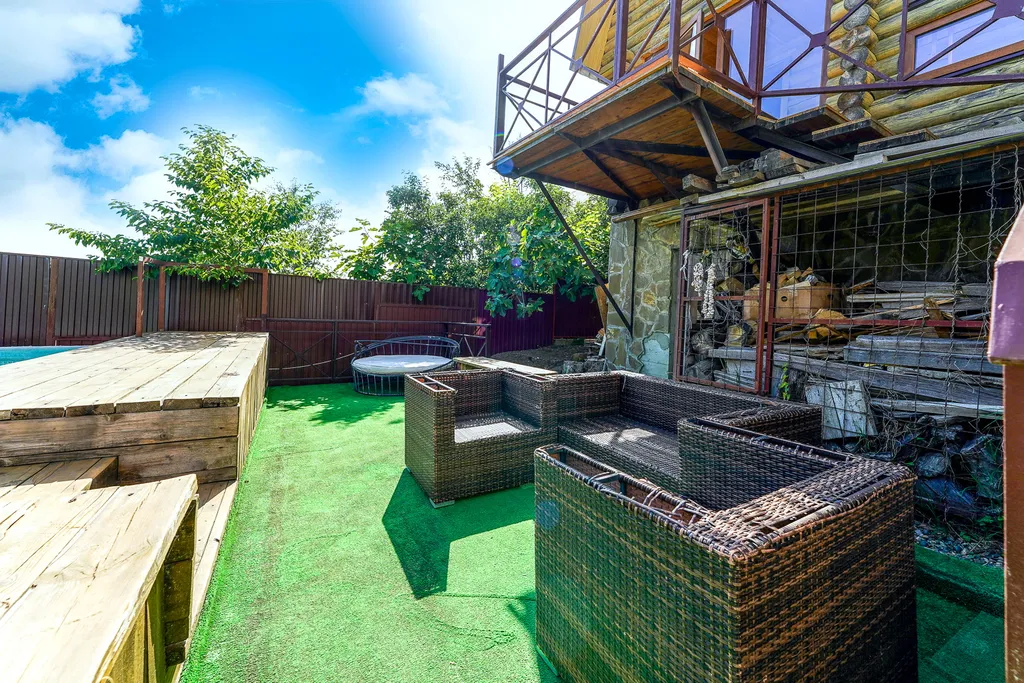 Эко-дом из Сруба с бассейном