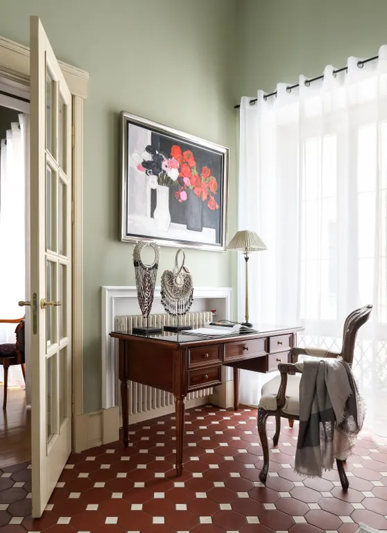 Вид на Мойку, у Невского, 2 этажа