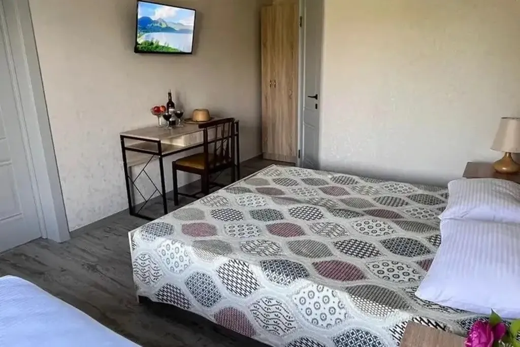 Двухкомнатный апарт на втором этаже