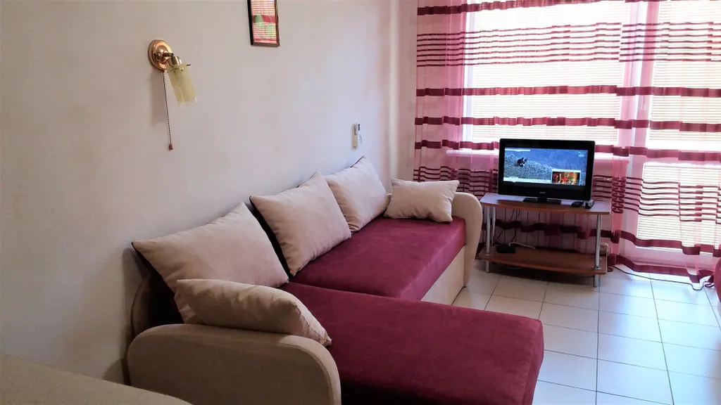 Уютная студия с летней площадкой