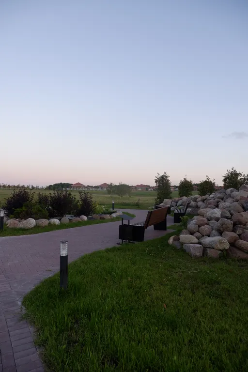 Стильная квартира рядом с парком, бассейном и спа для вашего комфорта