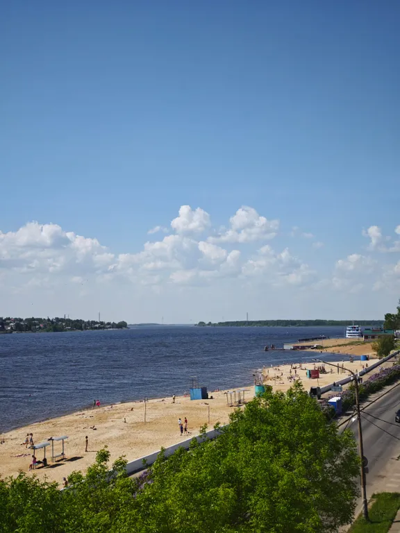 Уютная квартира в центре города с видом на Волгу