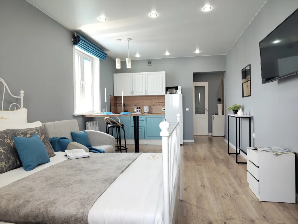 Студия с обзорным видом на весь город