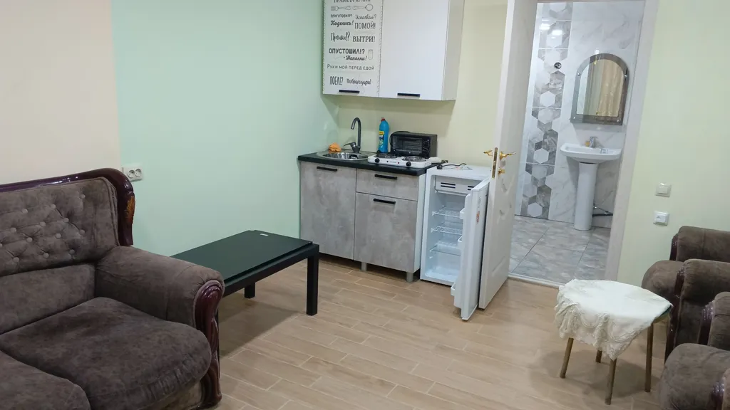 Гостевой дом в Райском саду близ смотровой с видом на бухту, близ моря