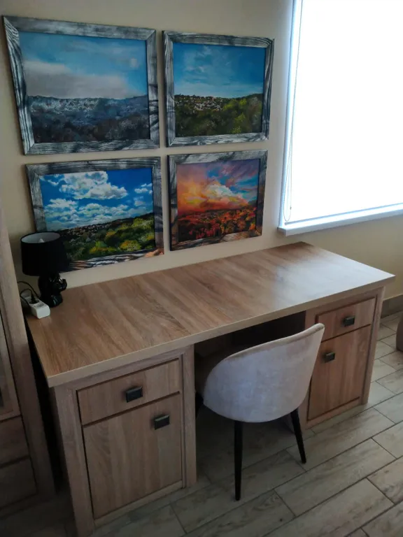 Дом усадьбы Александровские Горы на берегу озера Кривое