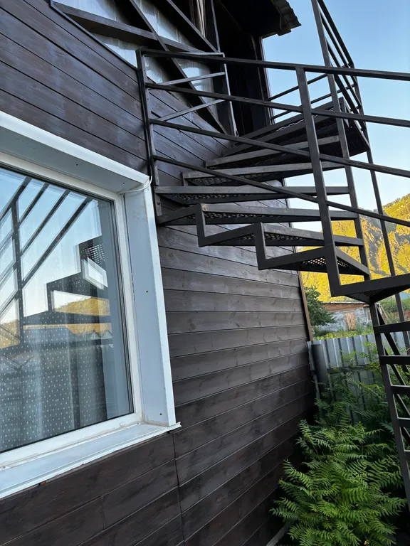 Гостевой дом в окружении гор