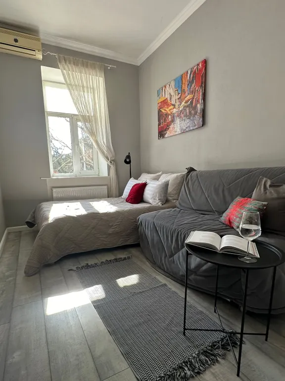 Уютная квартира с двориком, рядом с песчаным пляжем