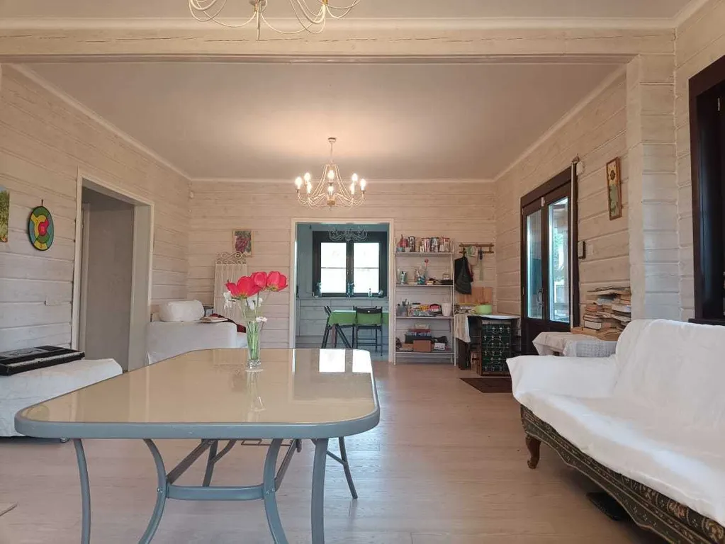 Большой светлый гостевой дом 230кв/м 50 соток участок