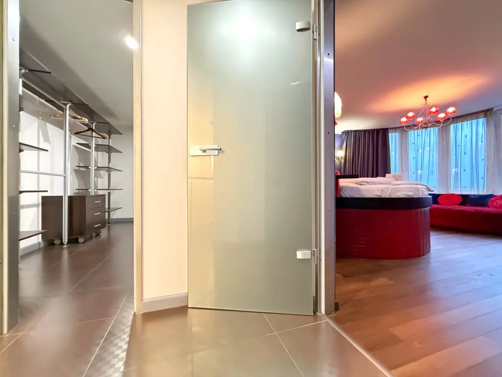 Апартаменты 5-комнатные в центре города