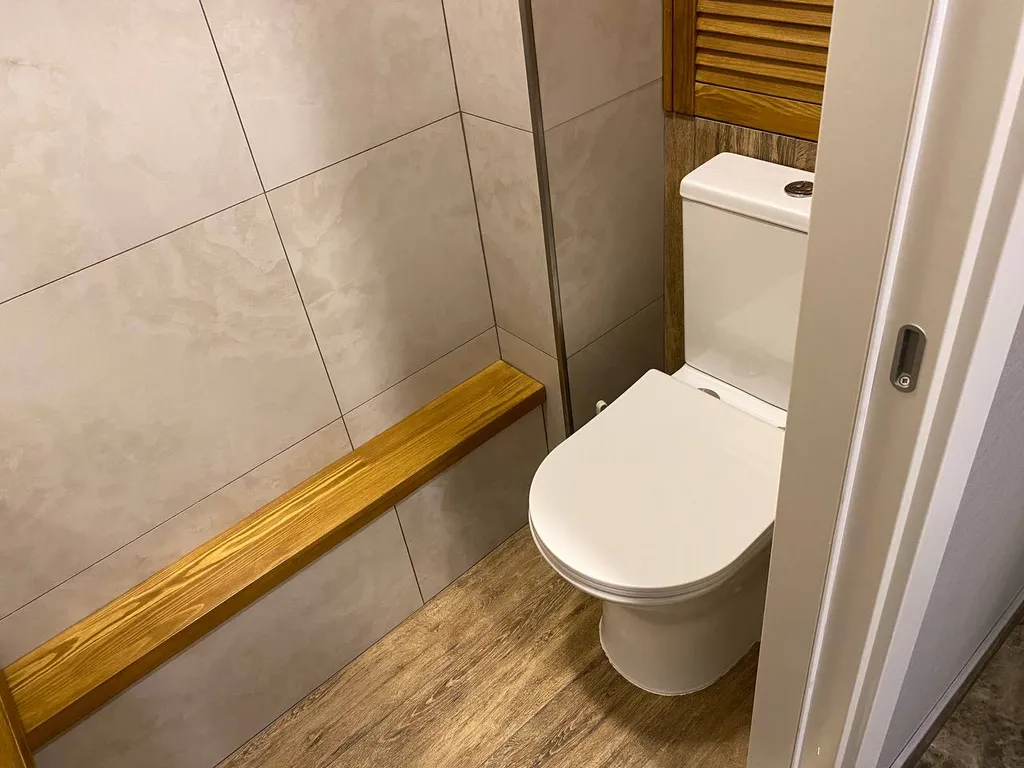 Новый дом у театра в историческом центре