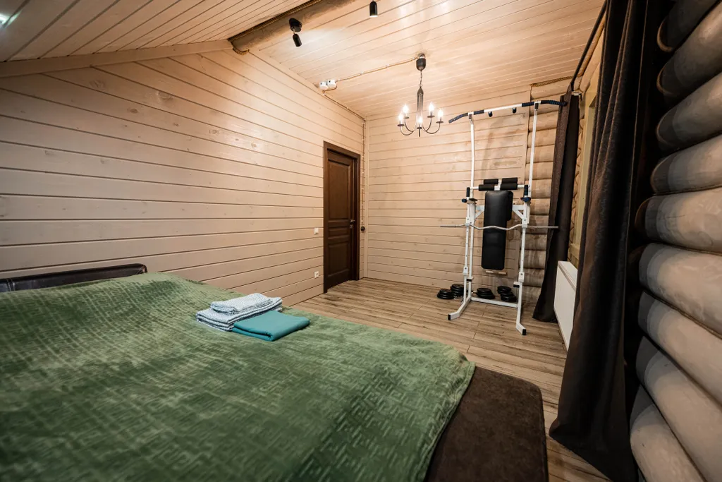 Загородный дом в окружении леса Grovehause