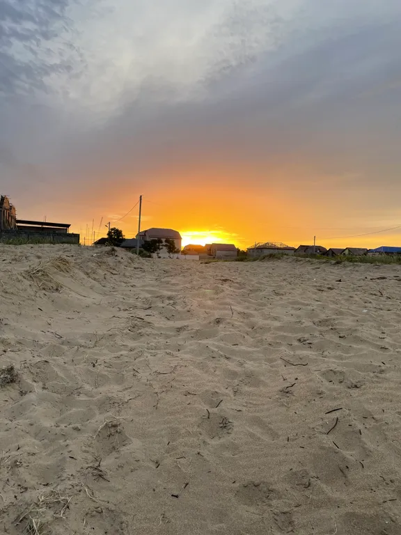 Деревянный дом у моря