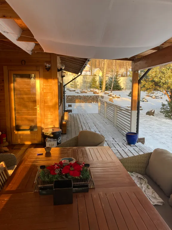 Коттедж золотые пески