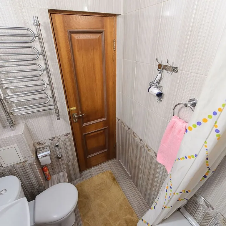 Квартира Двушка переделанная в трёшку — Алматы