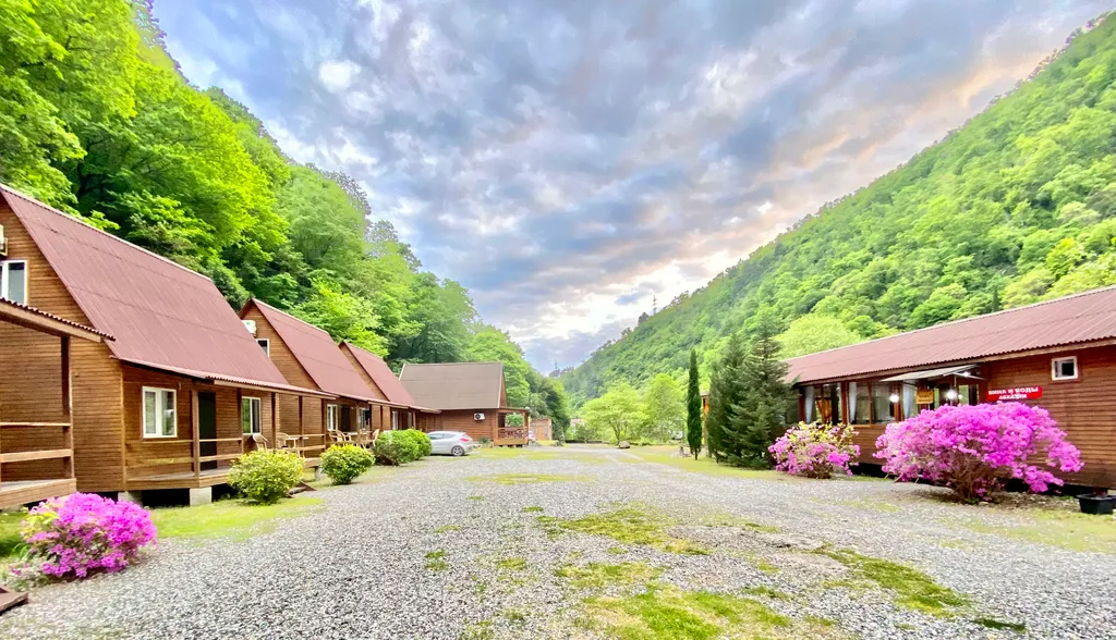 Коттедж Дом Holiday Park — Гагра