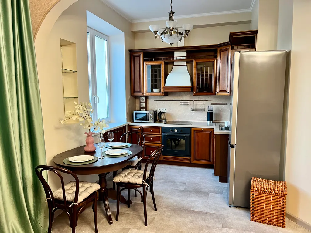 Квартира Квартира Уникальная сталинка в сердце города — Москва