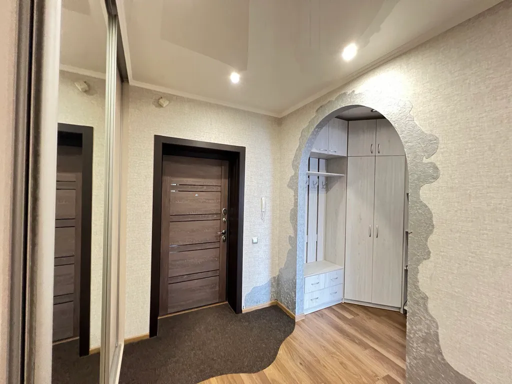 Центр, новый дом