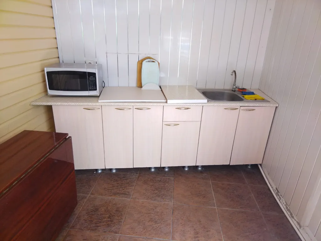 Дом с бассейном Лакшми