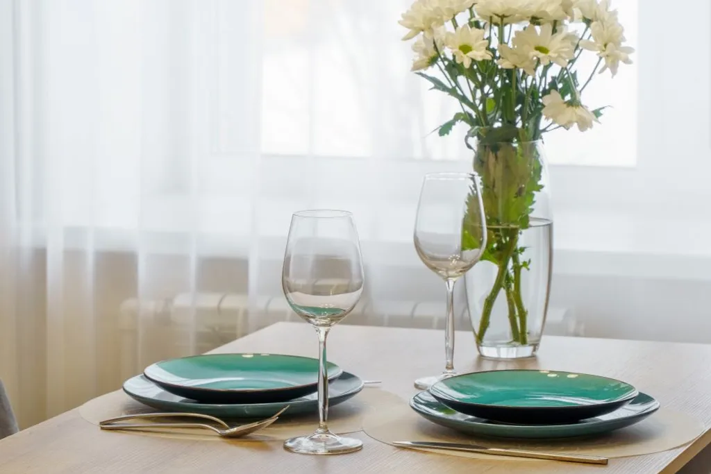 Good Night на Гумилёва 4