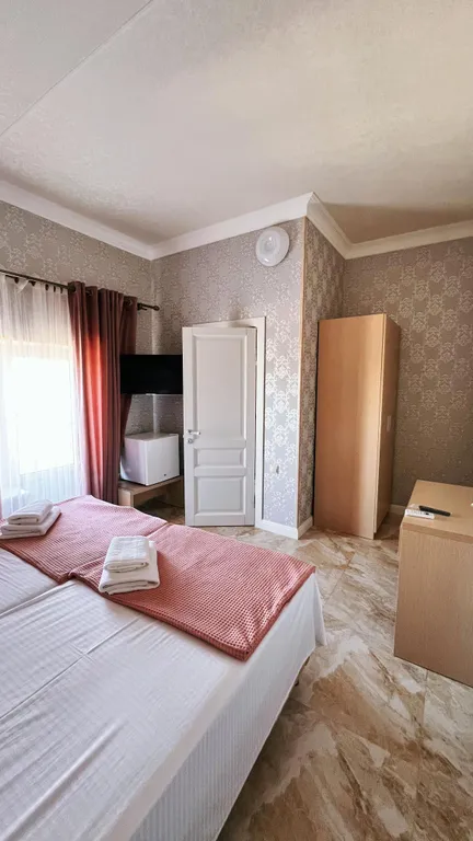 Приятный и комфортный номер с кондиционером в центре города