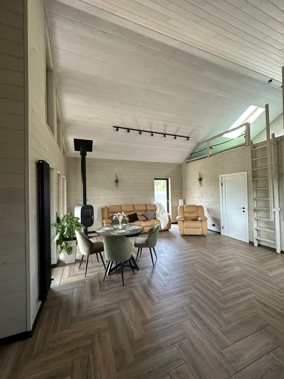 Дом между Брестом и Беловежской пущей