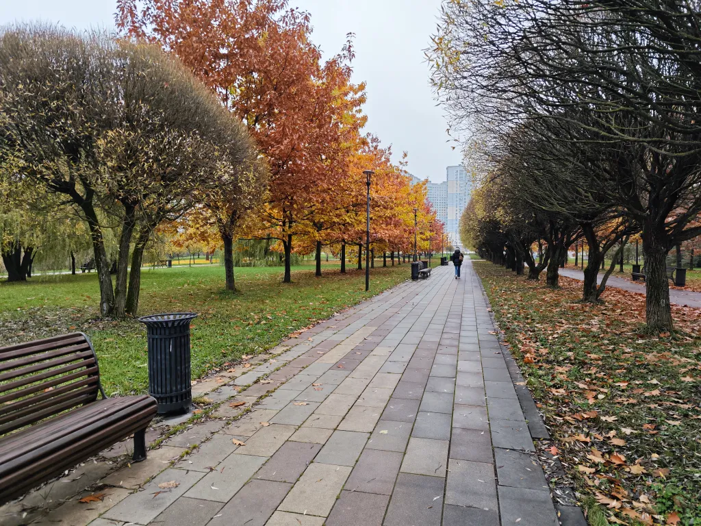 Квартира Квартира Кондо рядом с метро и панорамным видом на парк с прудом — Москва