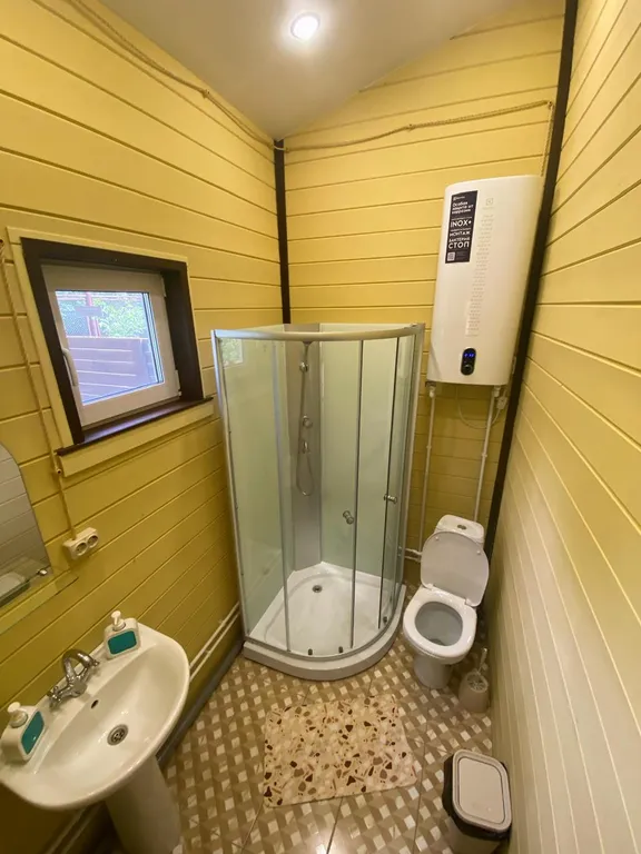 Дом у озера