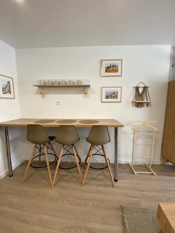 Студия в стиле Сканди с видом на Кремль