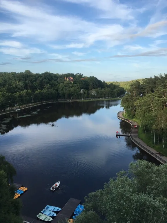 Дизайнерская квартира с великолепным видом на озеро
