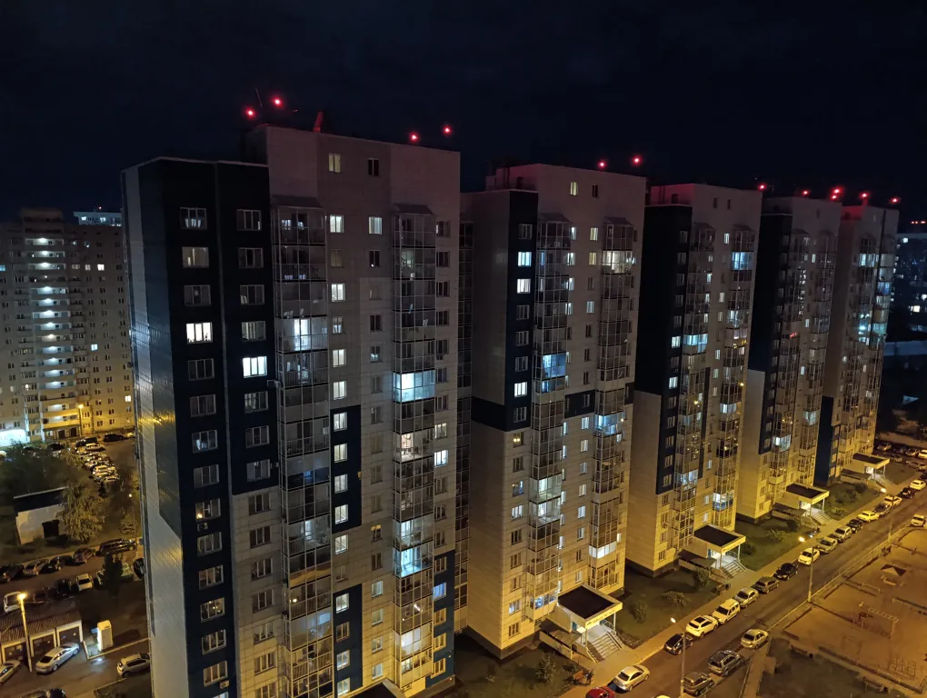 Уютный апартамент c атмосферным  балконом и  удобным выездом  на М4