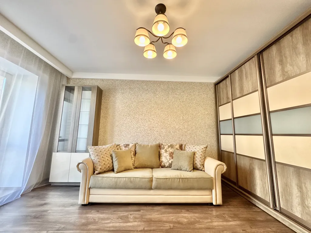 Апартамент на пешеходной улице