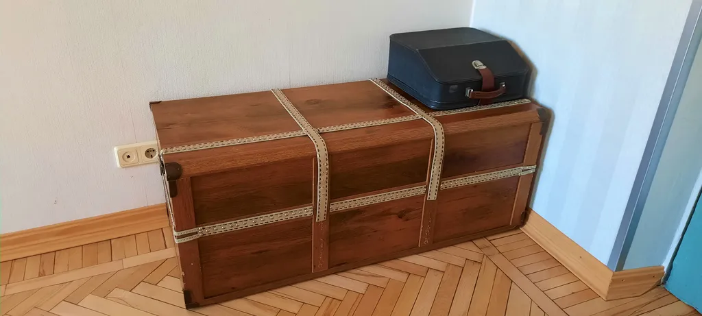 Просторная комната в винтажной квартире