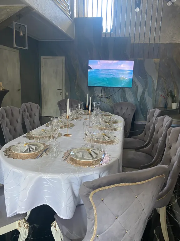 Шикарный и просторный двух этажный коттедж со вторым светом и баней