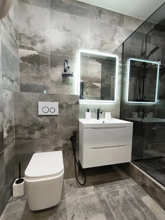 Стильные апартаменты в тихoм цeнтрe Пepми