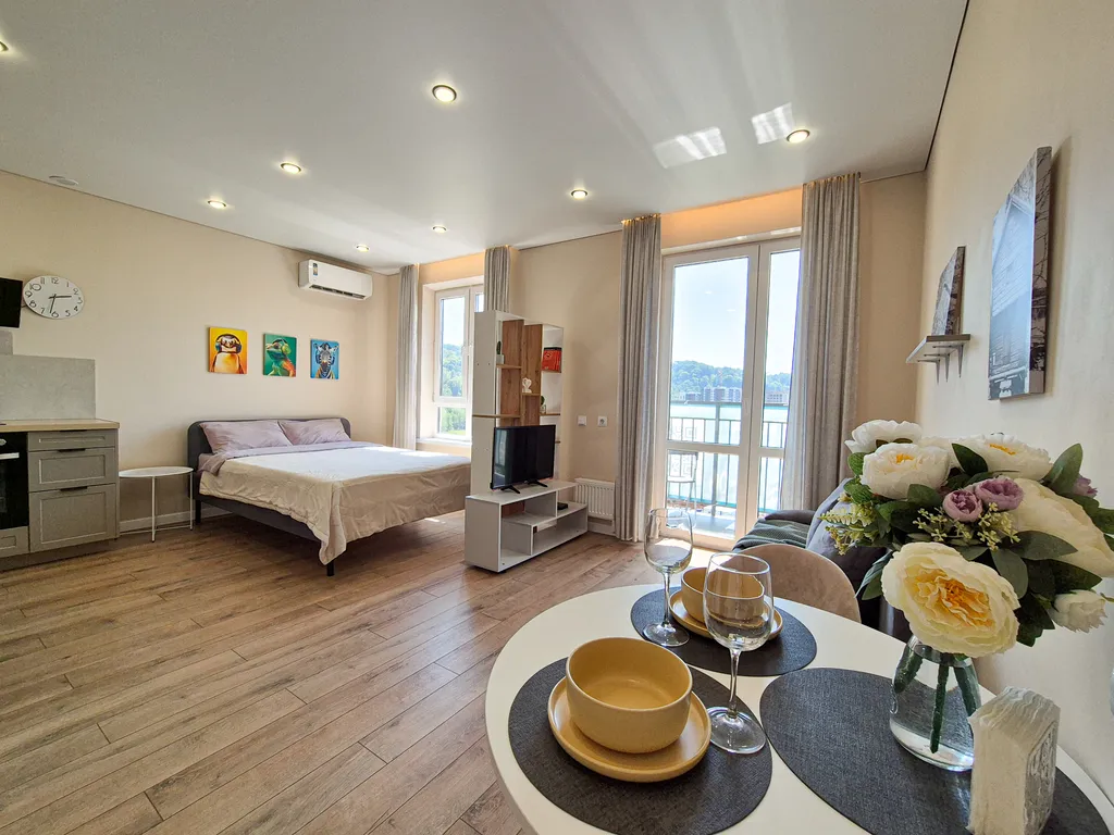 Просторная квартира-студия в Летнем — аренда посуточно в Кудепста