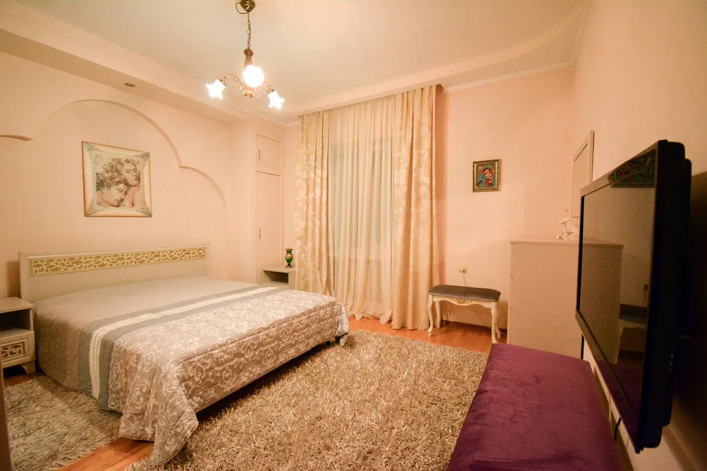 Большой и уютный дом с баней