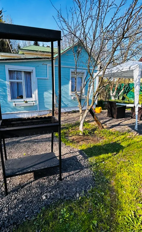 Домик у леса