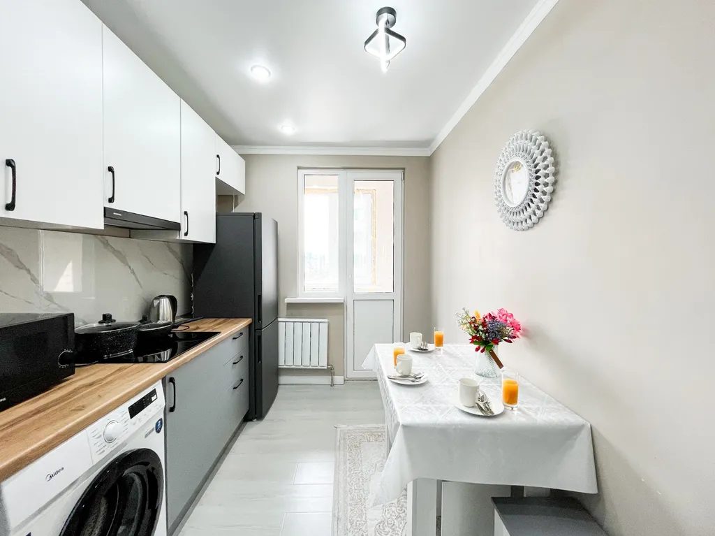 Квартира Уютная чистая современная квартира — Алматы